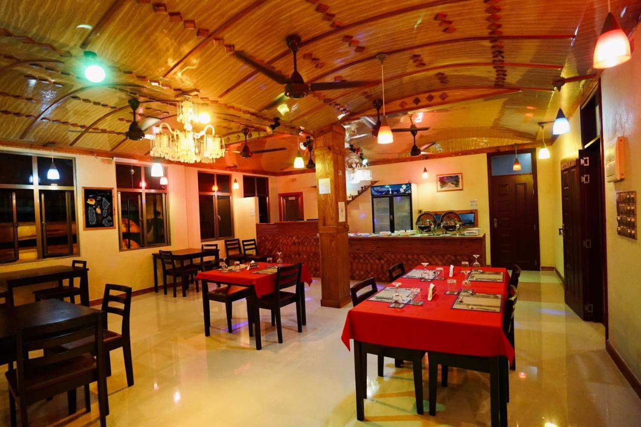 Holiday Mathiveri Inn Dış mekan fotoğraf