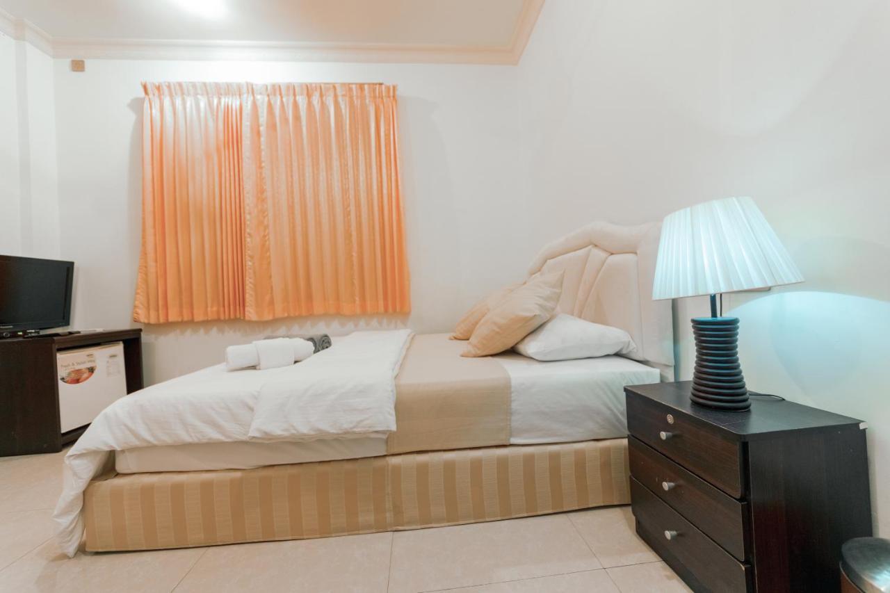 Holiday Mathiveri Inn Dış mekan fotoğraf