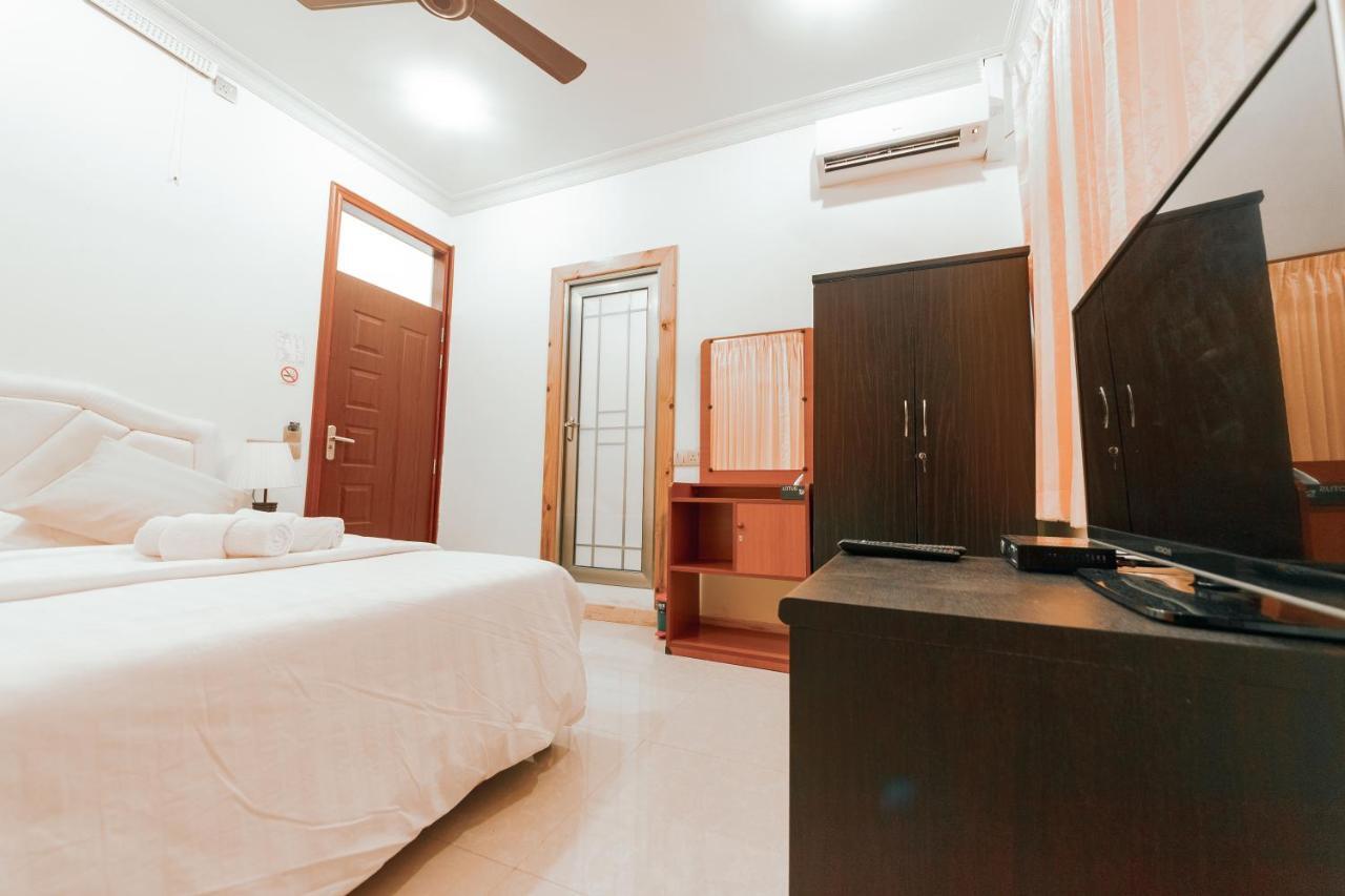 Holiday Mathiveri Inn Dış mekan fotoğraf